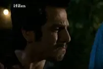 عکس| سفر در زمان؛ ژست احساسی «بهروز» سریال وضعیت سفید در کنار یک اسب؛ سال 1401
