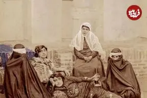 عکس| سفر به تاریخ؛ دو دختر نوجوان تهرانی با لباس اعیانی در دوره قاجار