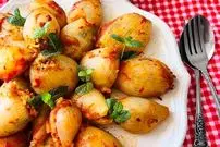 دلمه پیاز مجلسی؛ این دستور پخت طعمش از همه دلمه‌ها خاص‌تر است
