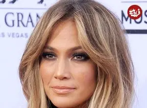 عکس| سفر در زمان؛ «جنیفر لوپز» در 30 سالگی و در حاشیه یک مراسم در نیویورک؛ سال 1378