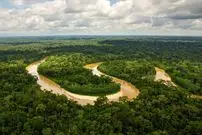 ۷ رودخانه که به صورت «معکوس» حرکت می‌کنند