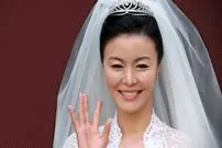 عکس| سفر به تاریخ؛ استراحت «بانو یومیول» در پشت‌صحنه سریال «جومونگ»