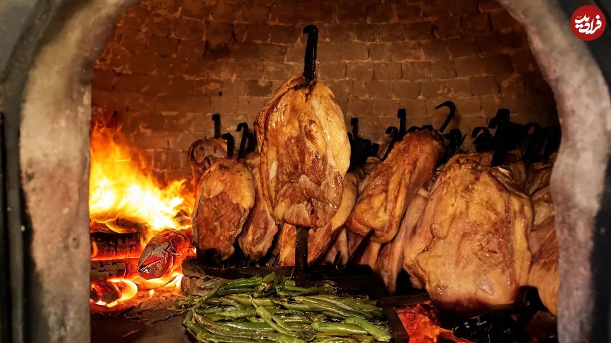 (ویدئو) غذای خیابانی؛ کباب تنوری که در ترکیه میل می کنید به این شکل آماده می شود