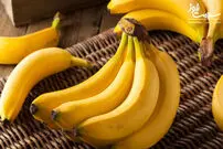 این مواد غذایی را نباید با موز خورد