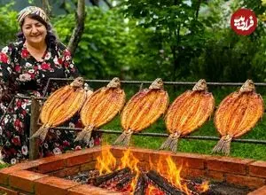 ببینید| غذای روستایی در آذربایجان؛ کباب کردن ماهی قزل آلا روی آتش
