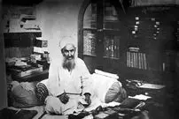 عکس| سفر در زمان؛ «شیخ فضل‌الله نوری» در جمع برخی یاران اش و در منزل شخصی اش