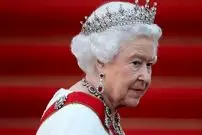 عکس| سفر زمان؛ «ملکه الیزابت» جوان با روسری در دیدار با بومیان یک جزیره