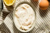 عکس؛ گاف عجیب یک شرکت ایرانی روی جلد سس مایونز!