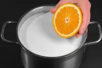 (ویدئو) پنیر نخرید؛ با شیر و آب پرتقال در خانه و در 5 دقیقه درست کنید! 