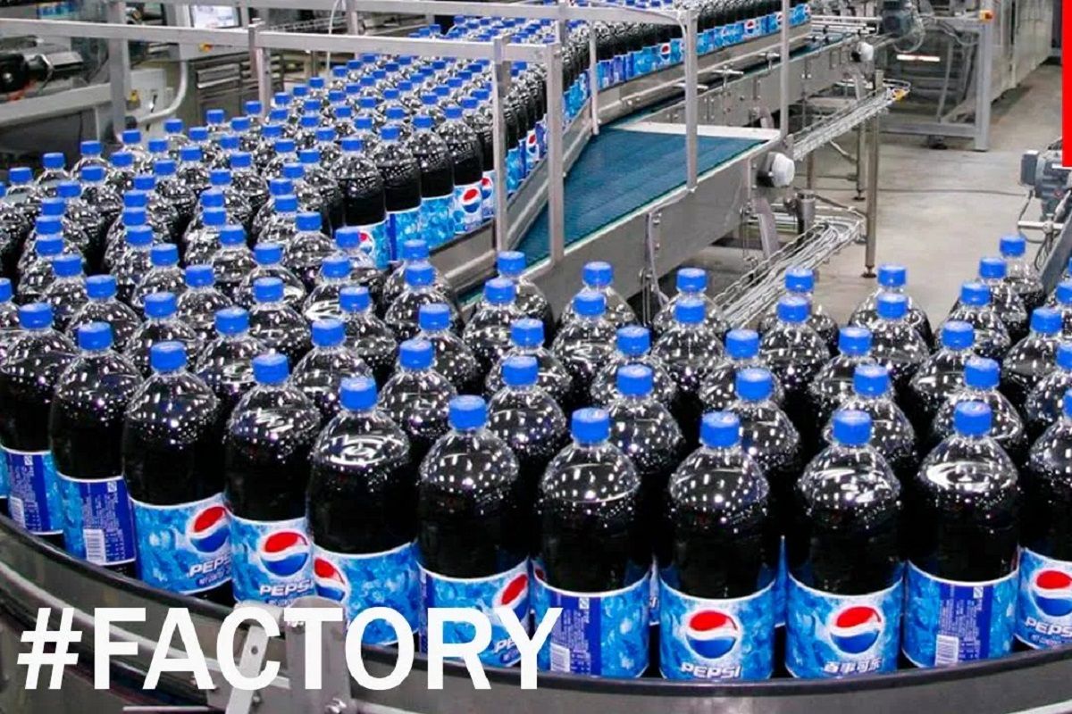 (ویدئو) عملیات تماشایی و جالب تولید نوشابه پپسی در کارخانه را ببینید