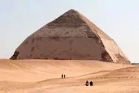 (ویدیو) کشف یک سازه عجیب در کف هرم مرموز سنفرو مصر