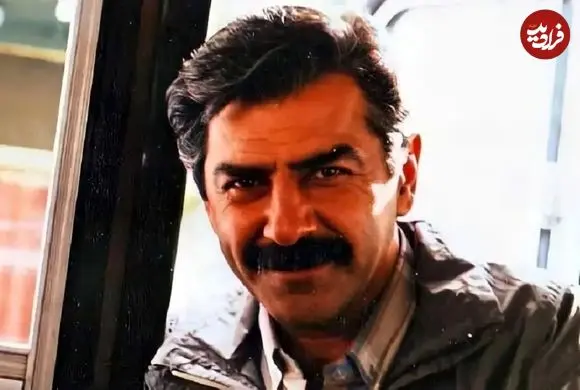 عکس| سفر در زمان؛ «فرامرز قریبیان» در حال قدم زدن با «بهمن مفید» در تهران؛ سال 57