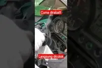 (ویدئو) ببینید این کلید ساز ماهر چگونه کلید موتورسیکلت را بدون داشتن کلید اصلی می سازد!