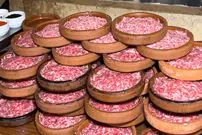 ببینید| غذای خیابانی در ترکیه؛ تهیه انواع کباب و دونر کباب در غازی عینتاب