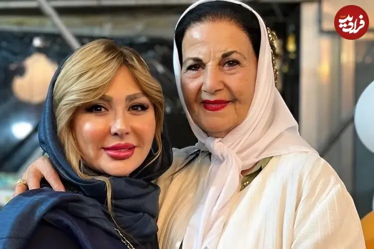 عکس| سفر زمان؛ «پوری بنایی و بهمن مفید» در رستوران؛ سال 55