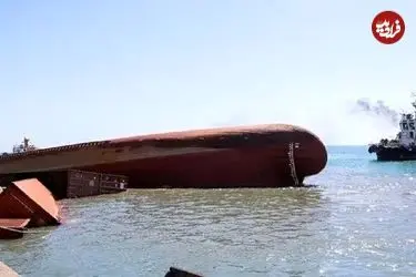 ببینید؛ لحظه برخورد دو کشتی غول‌پیکر اوکراینی!