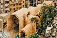 عکس؛ معماری خاص و دست‌ساز ایستگاه مترویی که جایزه‌های معماری را درو کرد!