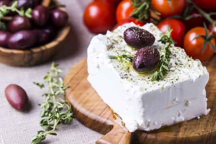 طرز تهیه پنیر خانگی با سرکه؛ با چه سرکه ای پنیر درست کنیم؟