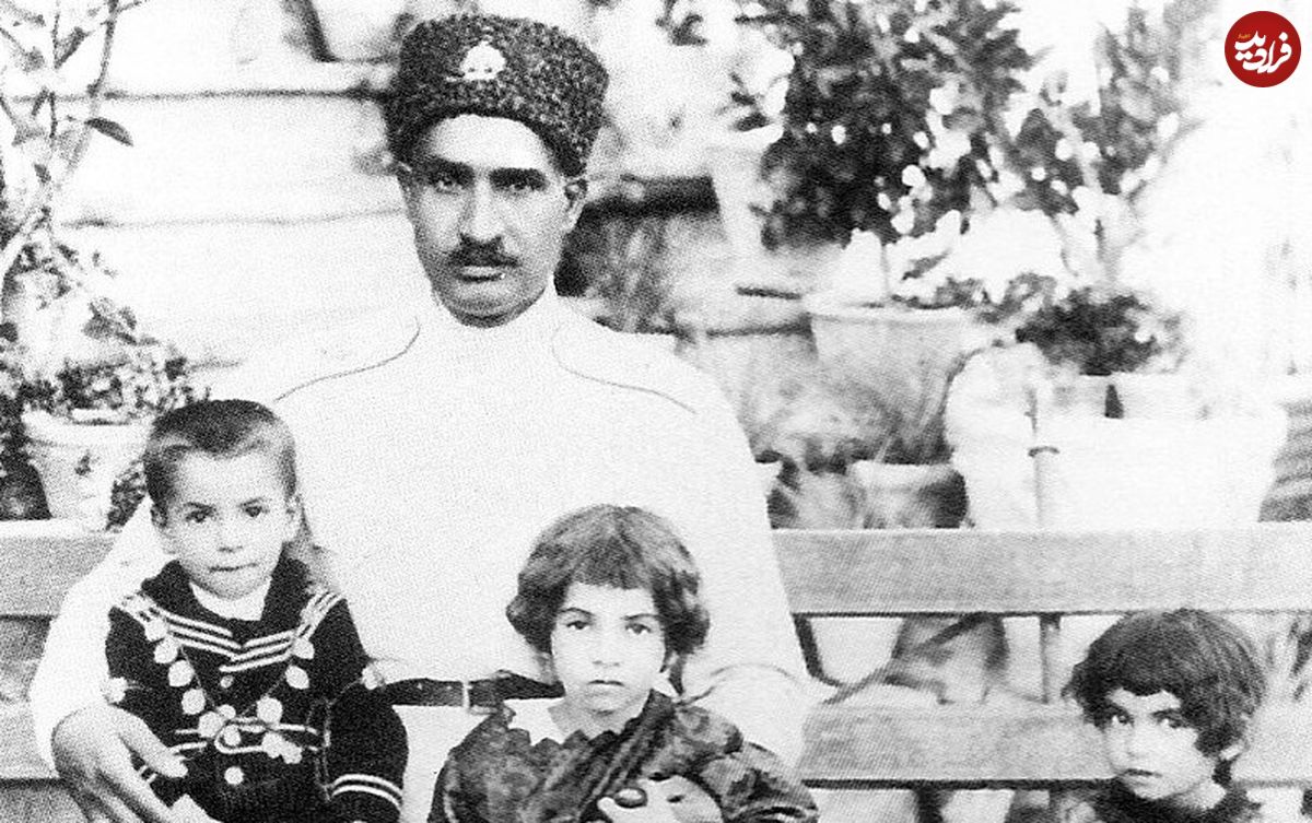 عکس؛ سفر به تاریخ؛ همسران دوم و سوم رضاخان در یک قاب؛ سال 1324