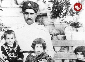 عکس؛ سفر به تاریخ؛ همسران دوم و سوم رضاخان در یک قاب؛ سال 1324
