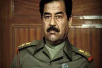 عکس| سفر در زمان؛ «صدام» در کنار همسر اول، پسران، دختران، داماد و برادر همسرش؛ دهه 60