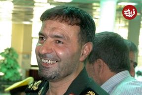 عکس؛ سفر به تاریخ؛ «حسن طهرانی مقدم، پدر موشکی ایران» در حال استتار خودرو در جبهه؛ دهۀ 60