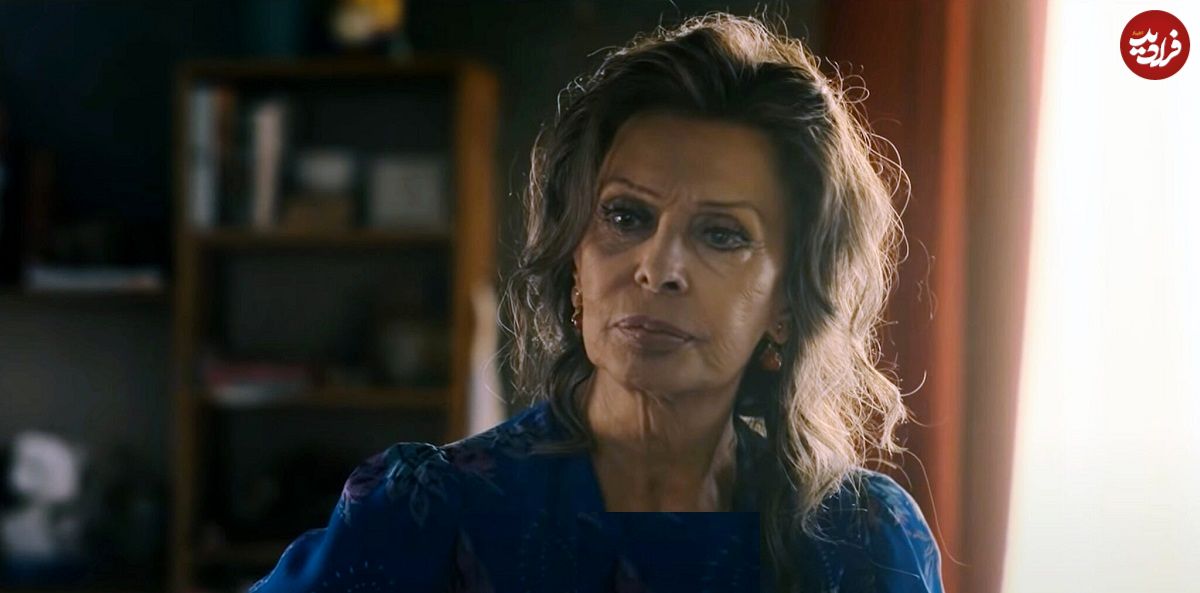 عکس| سفر در زمان؛ «سوفیا لورن» در صحنهای از فیلم «دو شب با کلئوپاترا»؛ سال 1331