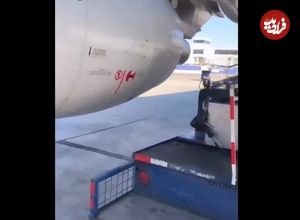 ( ویدیو) تعویض روغن هواپیما دیده بودید ؟