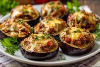 ببینید| طرز تهیه یک دلمه متفاوت ایتالیایی با بادمجان، سوسیس و پنیر 