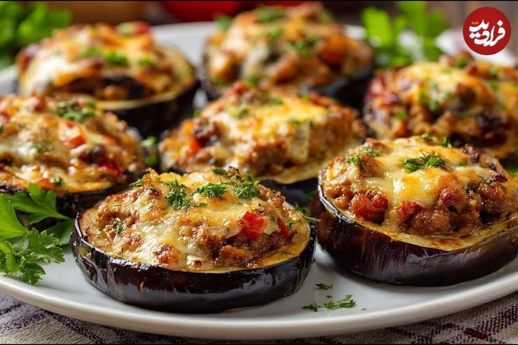 ببینید| طرز تهیه یک دلمه متفاوت ایتالیایی با بادمجان، سوسیس و پنیر 