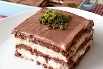 طرز تهیه کیک بیسکوییتی پوینگی؛ کیک یخچالی خاص و خوشمزه