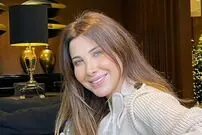 (تصاویر) تیپ و استایل خاص «نانسی عجرم» در کنار همسر و سه دخترش