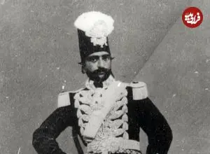 عکس| سفر زمان؛ ملیجکِ مریض در آغوش ناصرالدین شاه غمگین