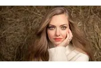 تصاویر؛ عکس های  شخصی، زندگی خصوصی و بیوگرافی آماندا سایفرد
