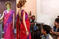 عکس؛ دانش‌آموز ۱۷ساله هندی یک آموزگار رباتیک ساخت
