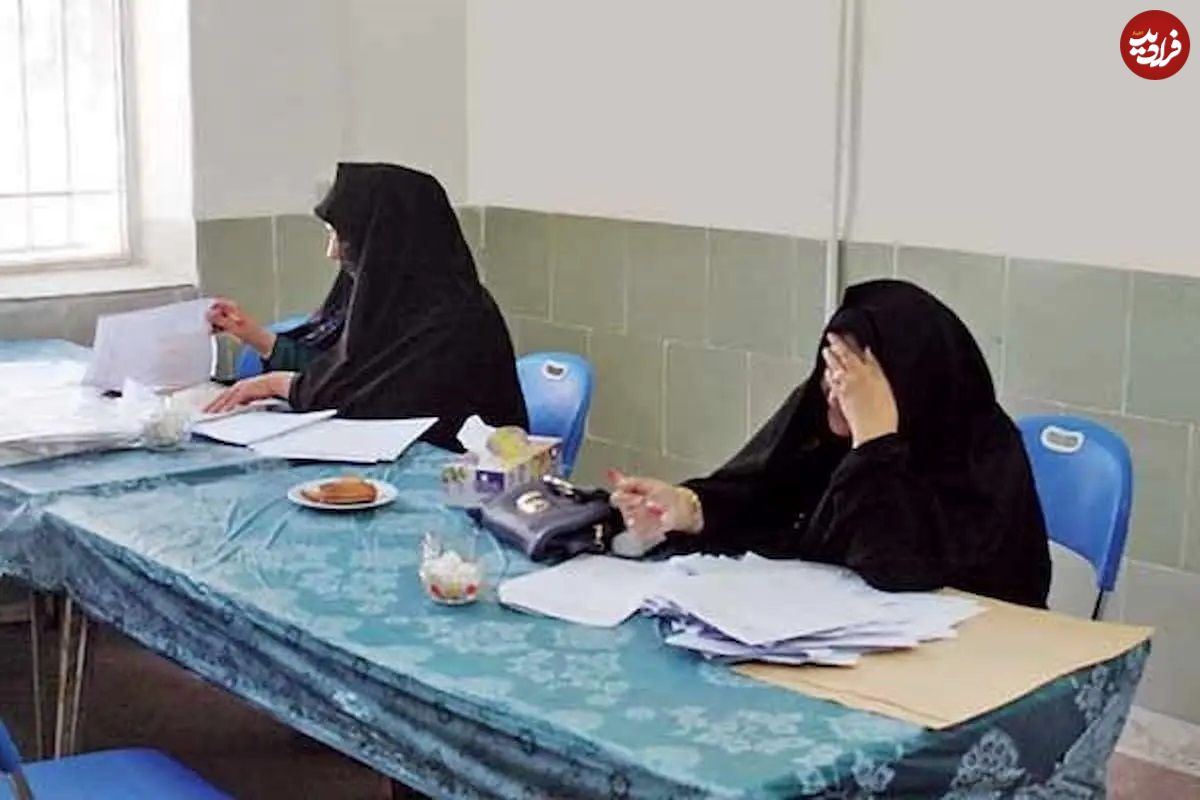 گروکشی آموزش و پرورش از معلمان؛ تشویقی وزیر میخواهید 1000برگه تصحیح کنید!