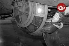 آویزان زیر بمب‌افکن؛ خطرناک‌ترین شغل جنگ جهانی دوم