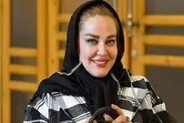 (عکس) اقدام عجیب بهاره رهنما وسط پیاده روی مشاهیر هالیوود آمریکا