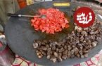 ببینید؛ غذای خیابانی در پاکستان؛ پخت یک غذای سنتی با جگر، فلفل و گوجه در پیشاور