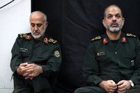 عکس؛ سفر در زمان؛ «سرلشکر رشید» در کنار حسن باقری و 7 رزمنده دیگر؛ دهه 60