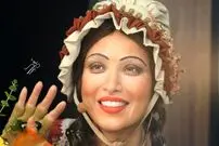 عکس| سفر زمان؛ تیپ و چهرۀ «بهنوش طباطبایی» در مراسم اکران «ماجرای نیمروز؛ رد خون»
