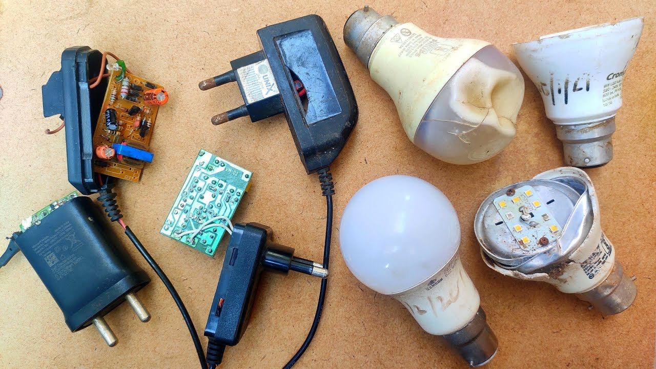 (ویدئو) چطور از لامپ ال ای دی، باتری، شارژر و چراغ قوه قدیمی دوباره استفاده کنیم؟