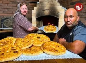 ببینید| غذای روستایی در روسیه؛ پخت نان سنتی در تنور