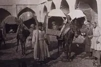 عکس؛ سفر به تاریخ؛ ژست خاص دو «مارگیر» ایرانی در دوران قاجار
