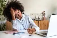 ۷ نشانه خطرناک که درگیر استرس مزمن هستید