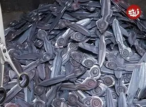 ببینید| مراحل دیدنی تولید انبوه قیچی آرایشگری در کارگاهی در پاکستان