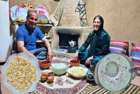 ببینید| غذای روستایی در ایران؛ تعمیر شومینه قدیمی و تهیه آب دوغ خیار سنتی