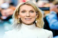(تصاویر) ابتلای خواننده زن مشهور به یک بیماری نادر و دردناک!