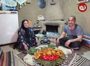 ببینید| غذای روستایی در ایران؛ پخت کوکو سیب زمینی و کوکو سبزی توسط زوج روستایی