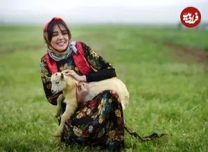 عکس| سفر در زمان؛ ژست «شیرین» 6 سال بعد سریال نون خ